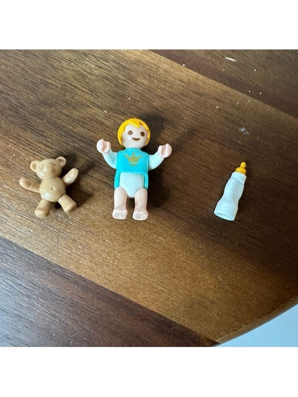 Playmobil Princess & Royal Baby Carriage Set – Crown, Bottle & Teddy Bear - Picture 8 of 9